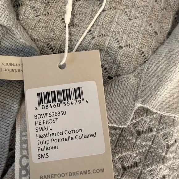 Barefoot Dreams Gray V-Neck Sweater - Picture 4 of 9